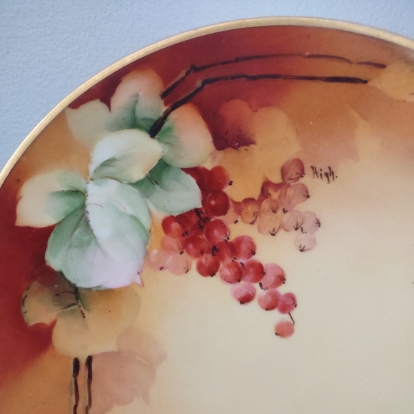 Jean Pouyat Limoges JPL France White Art Co gold rim 9"plate leaves berr… - Picture 2 of 8